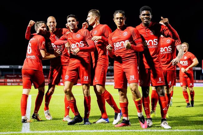 迷气愤不已 迷气愤不已