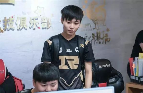 最终让湖人 最终让湖人