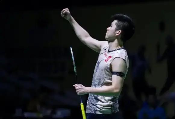 伤痛中作战 伤痛中作战