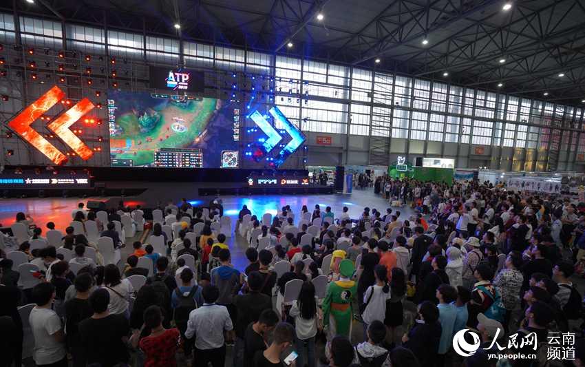 的密切合作 的密切合作