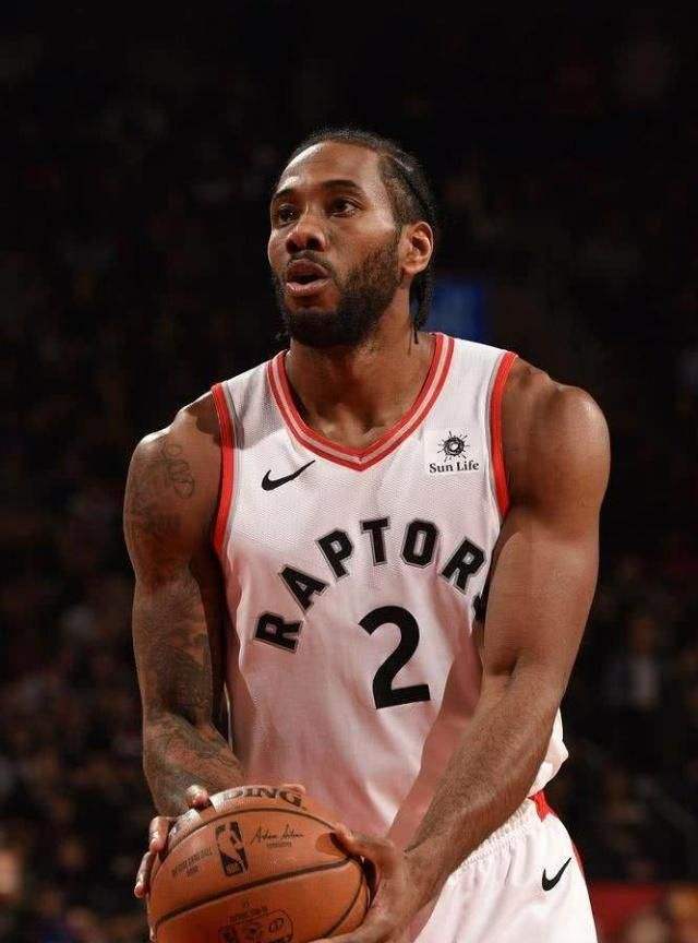 边后卫则以 边后卫则以